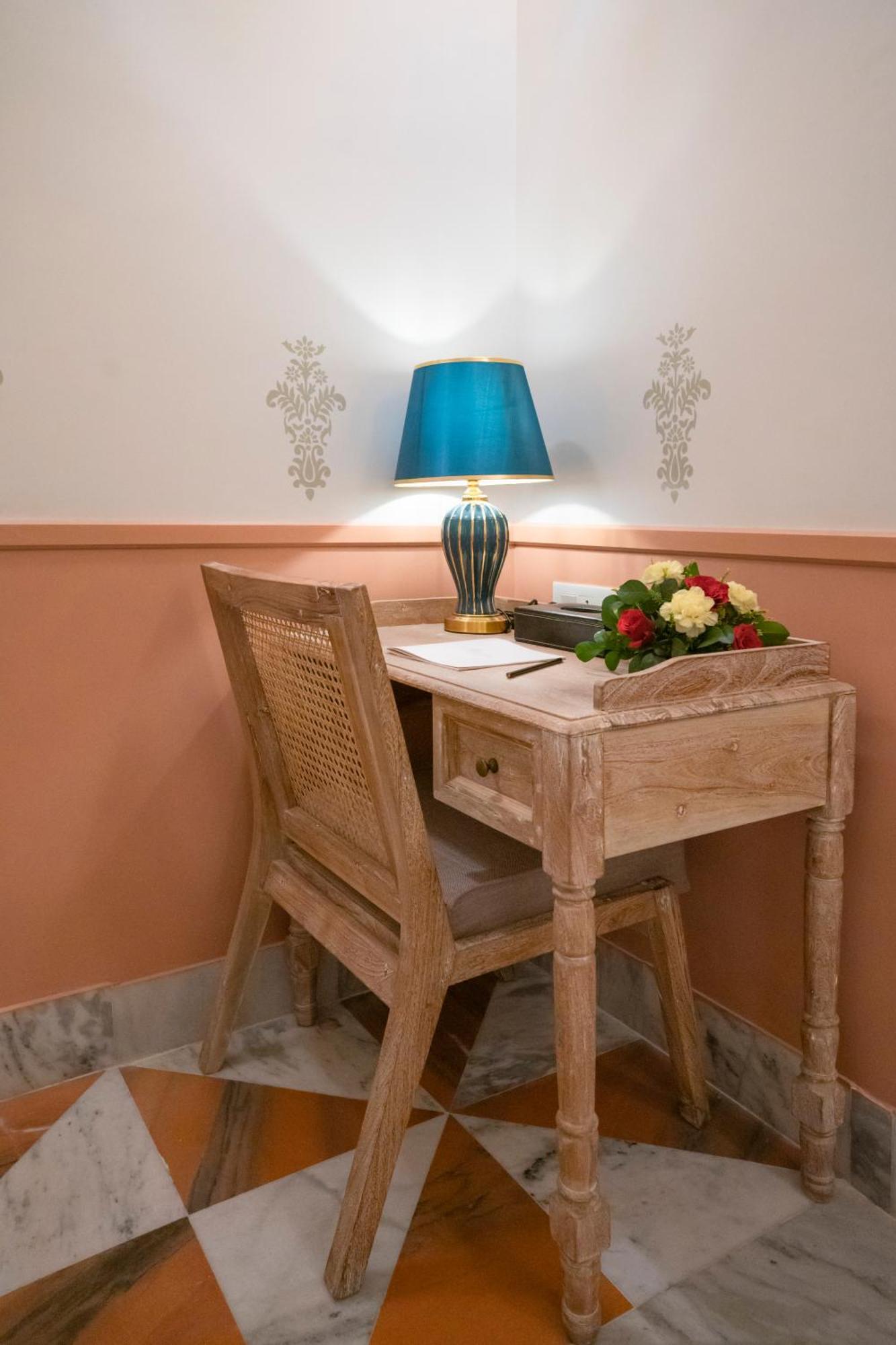 Dev Mahal - A Boutique Heritage Hotel Jaipur Bagian luar foto