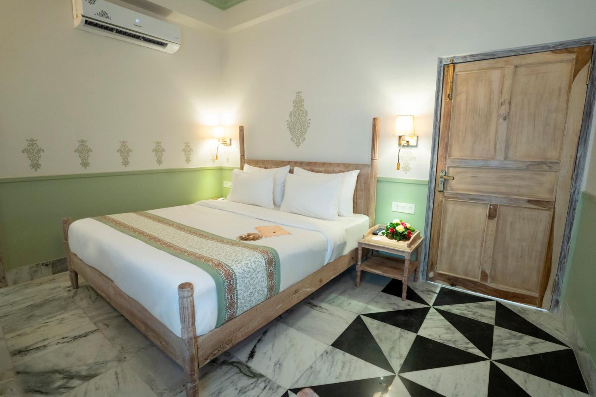 Dev Mahal - A Boutique Heritage Hotel Jaipur Bagian luar foto