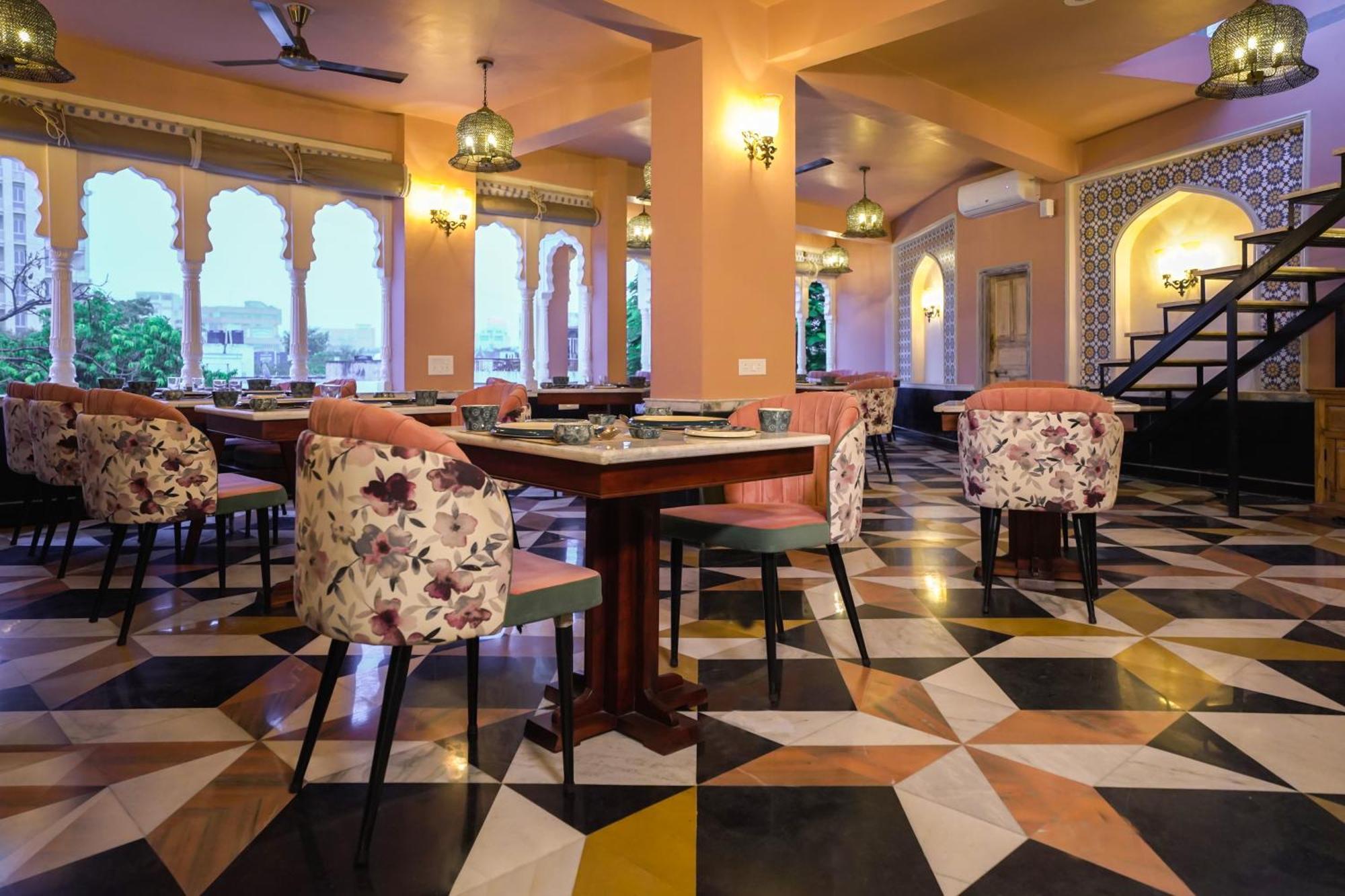 Dev Mahal - A Boutique Heritage Hotel Jaipur Bagian luar foto