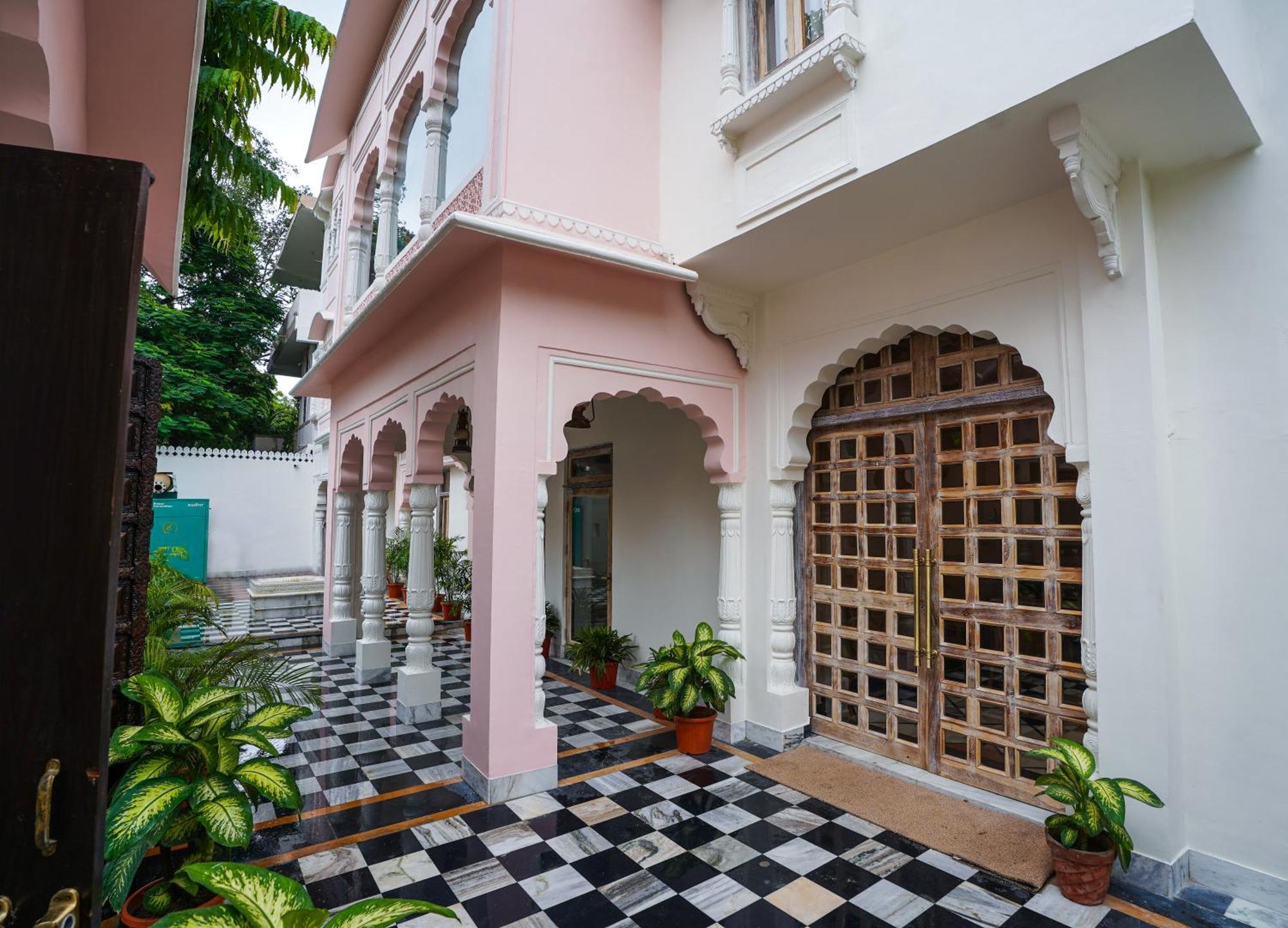 Dev Mahal - A Boutique Heritage Hotel Jaipur Bagian luar foto