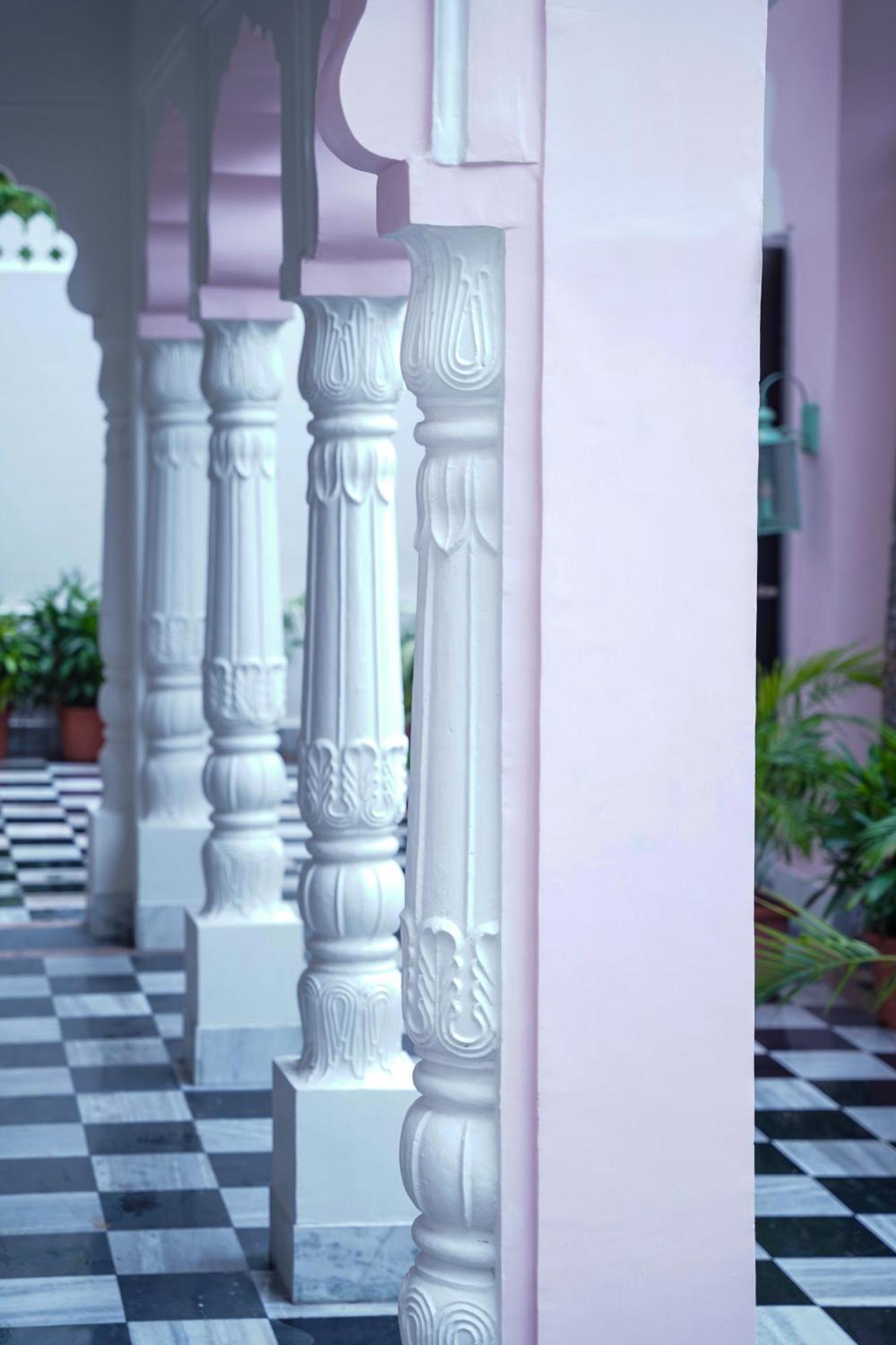 Dev Mahal - A Boutique Heritage Hotel Jaipur Bagian luar foto